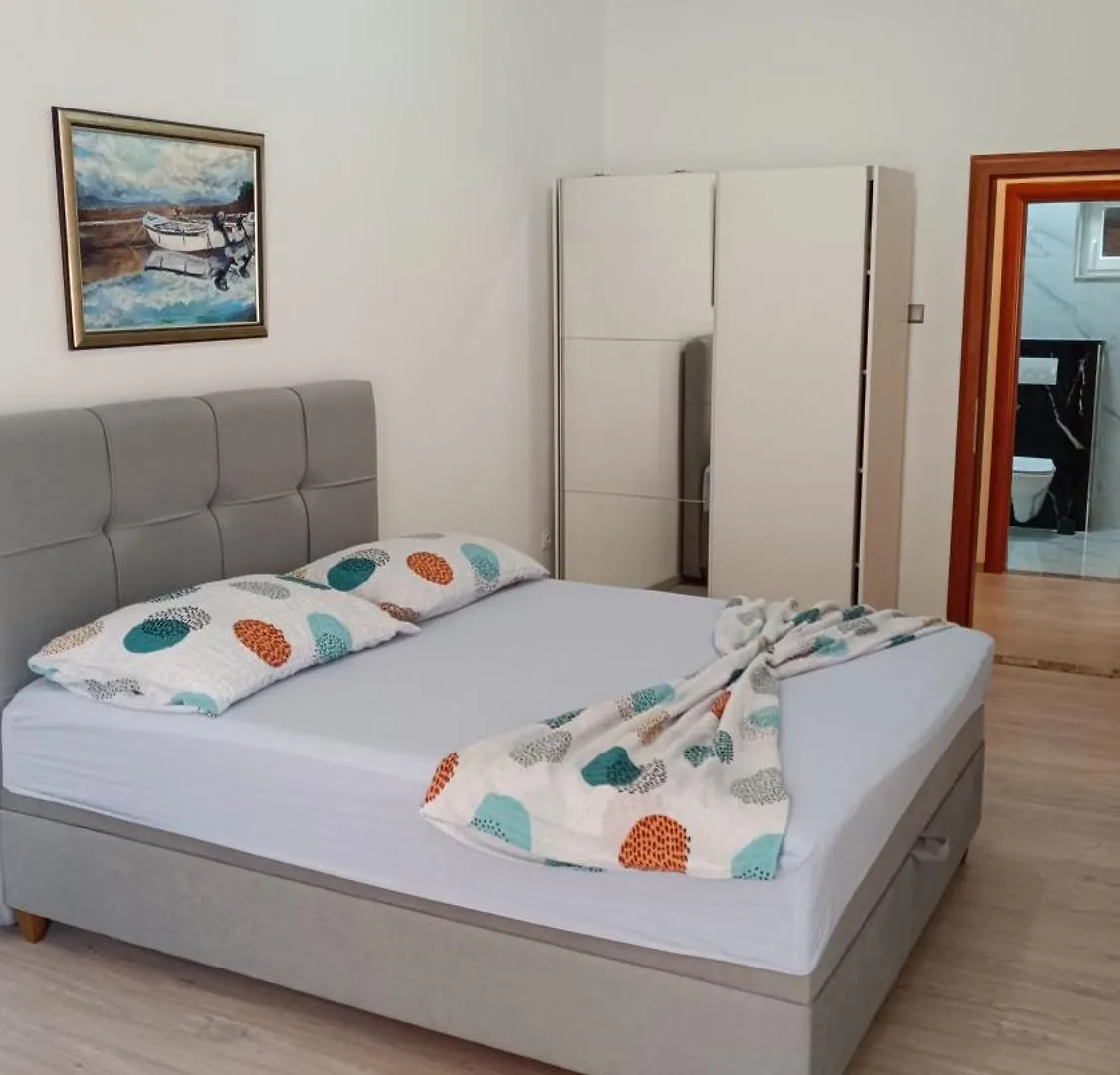 Apartmani M& I Traù