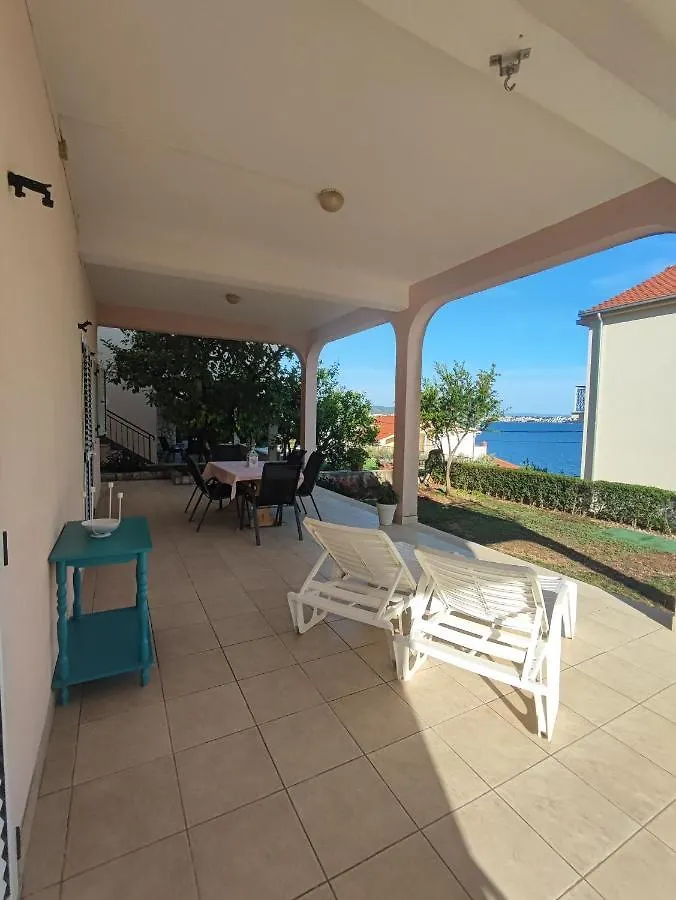 Apartmani M& I Trogir